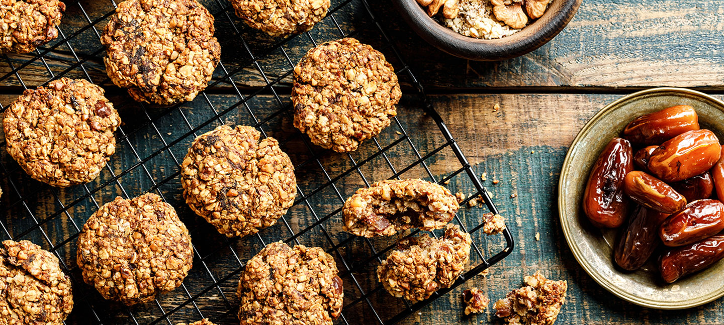 Oat cookies with dates